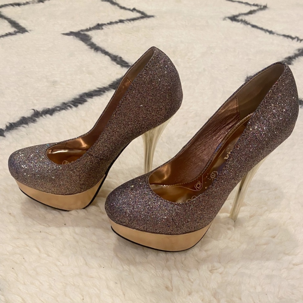 Womens Rose Gold Glitter Pump - Picture 6 of 10